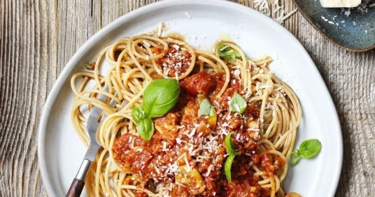 Espaguetis a la boloñesa vegana